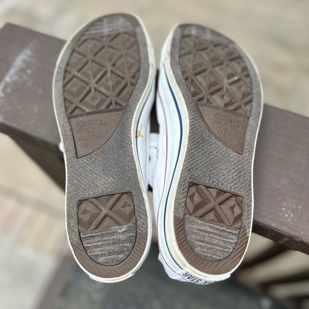 Converse Chucks - image 2